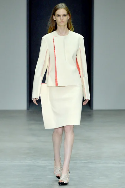 Look 2